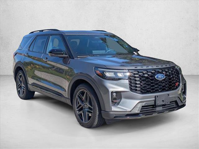 Used 2025 Ford Explorer ST w/ Sun And Sound Package AWD/4WD image 3