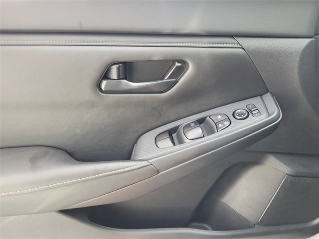 Certified 2025 Nissan Sentra S image 25