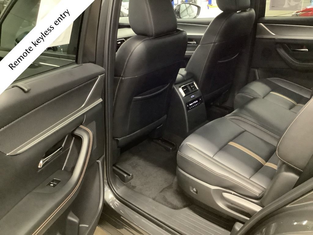 Certified 2026 MAZDA CX-90 3.3 Turbo S w/ Premium Package AWD/4WD image 17