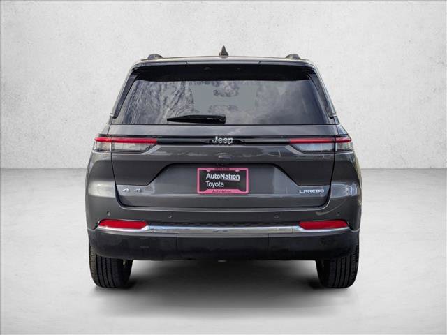 Used 2023 Jeep Grand Cherokee Laredo image 7
