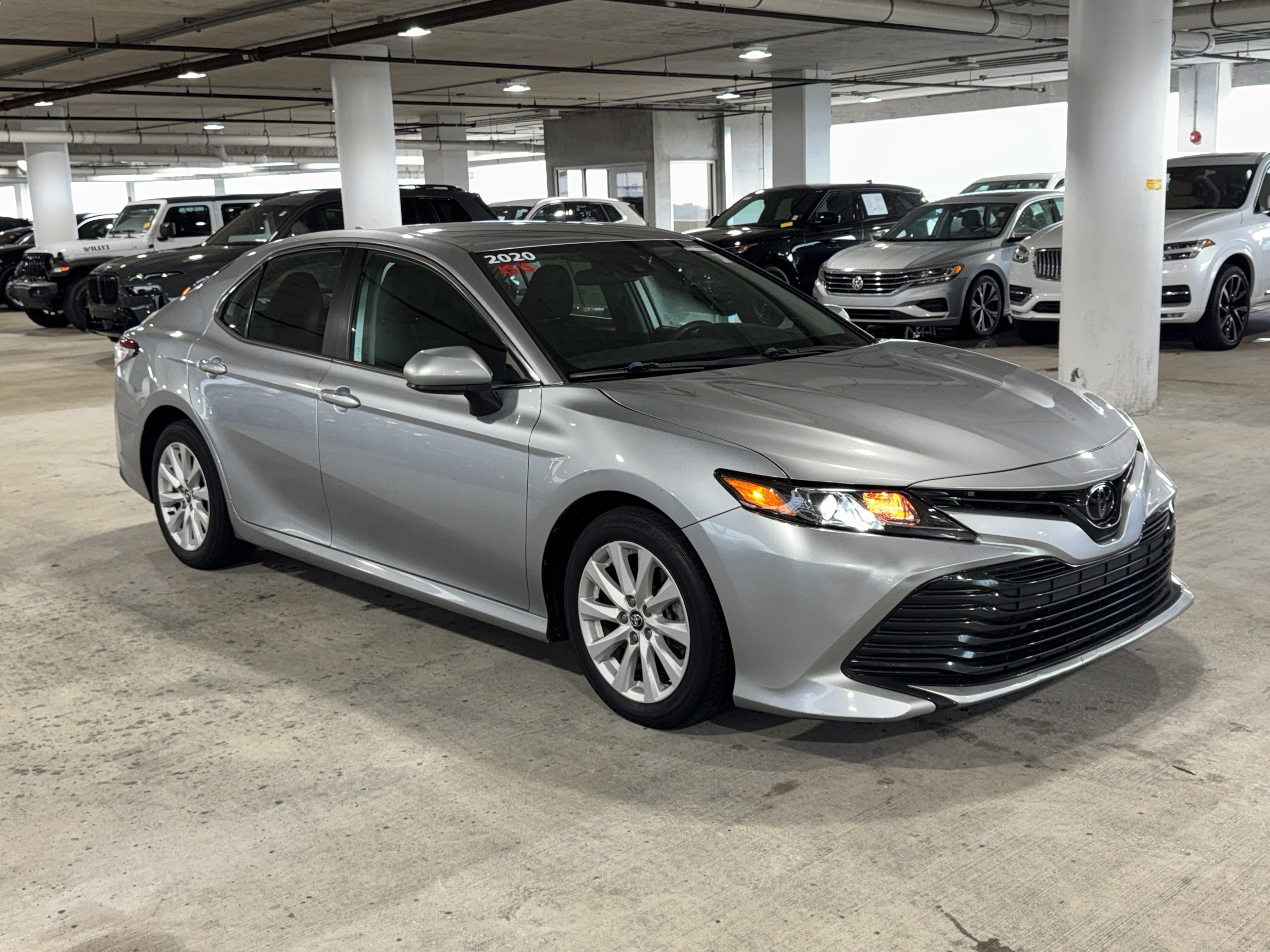 Used 2020 Toyota Camry LE FWD image 2