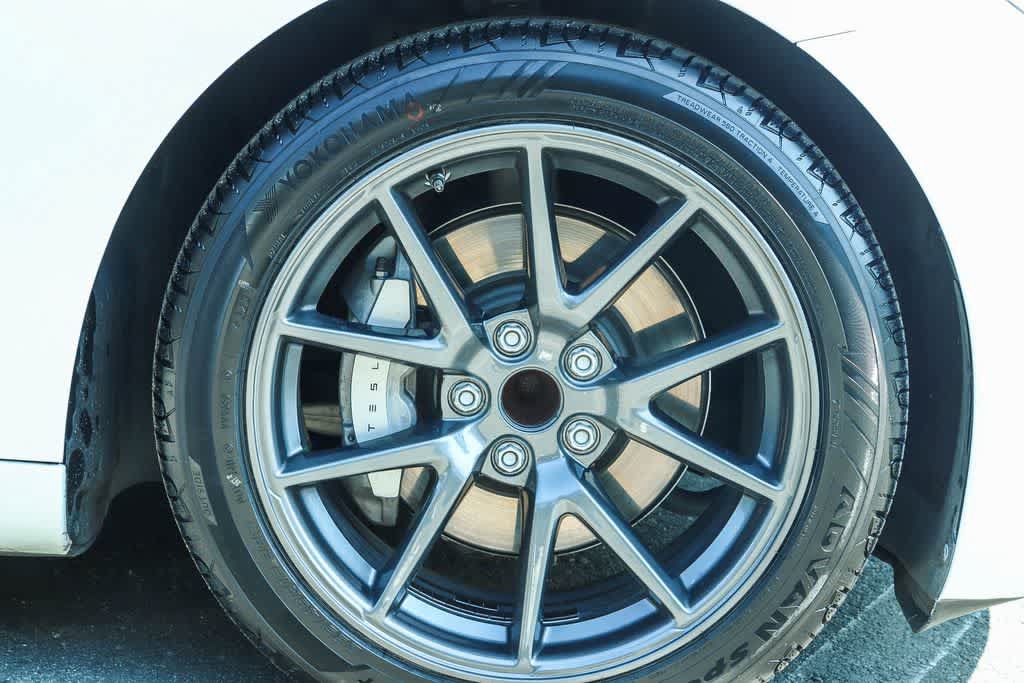 Used 2023 Tesla Model 3 Standard Range RWD image 5