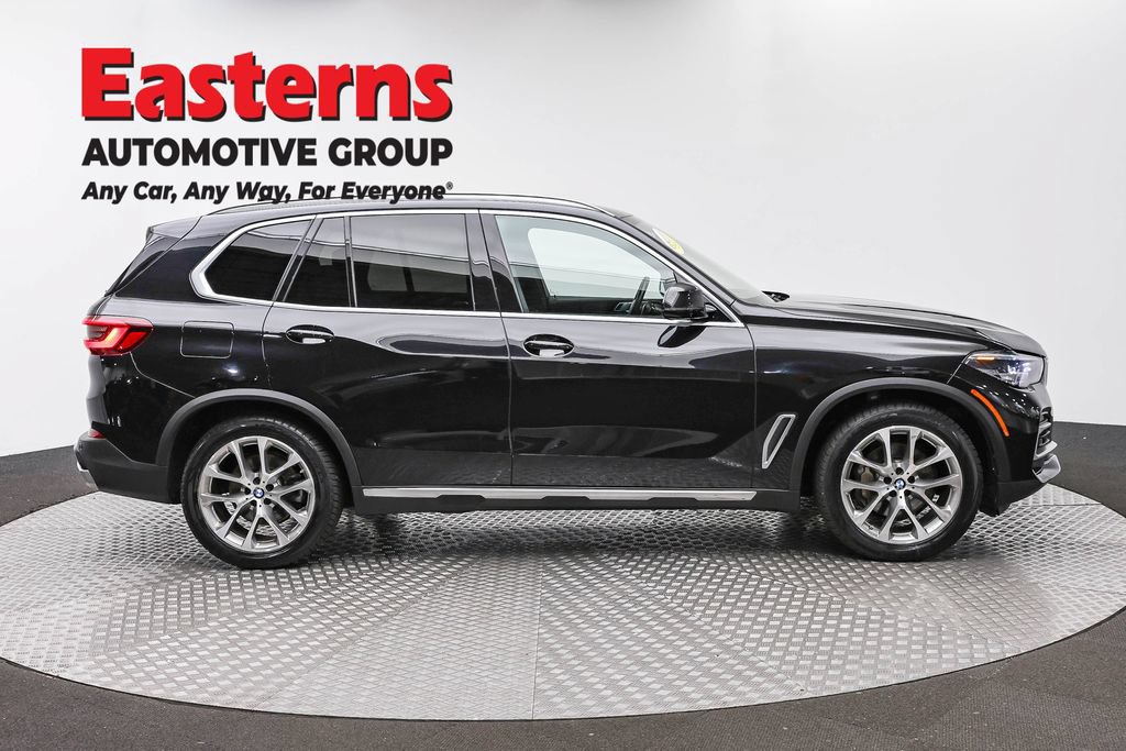 Used 2023 BMW X5 xDrive40i AWD/4WD image 4