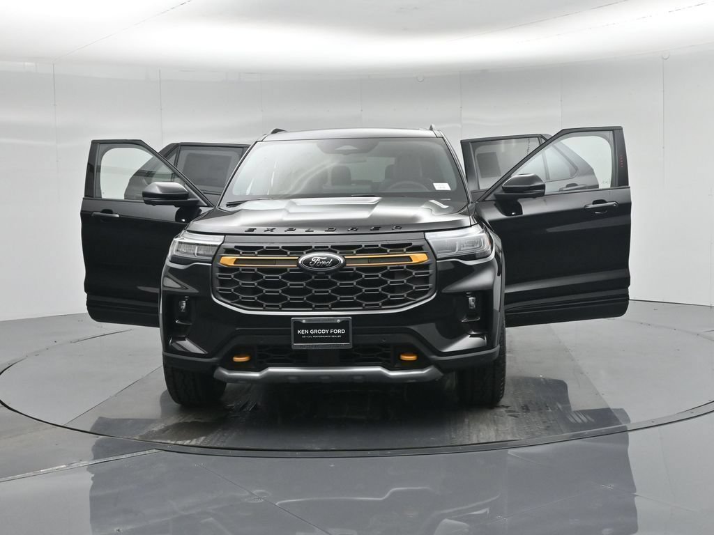New 2026 Ford Explorer Tremor w/ Tremor Ultimate Package AWD/4WD image 53