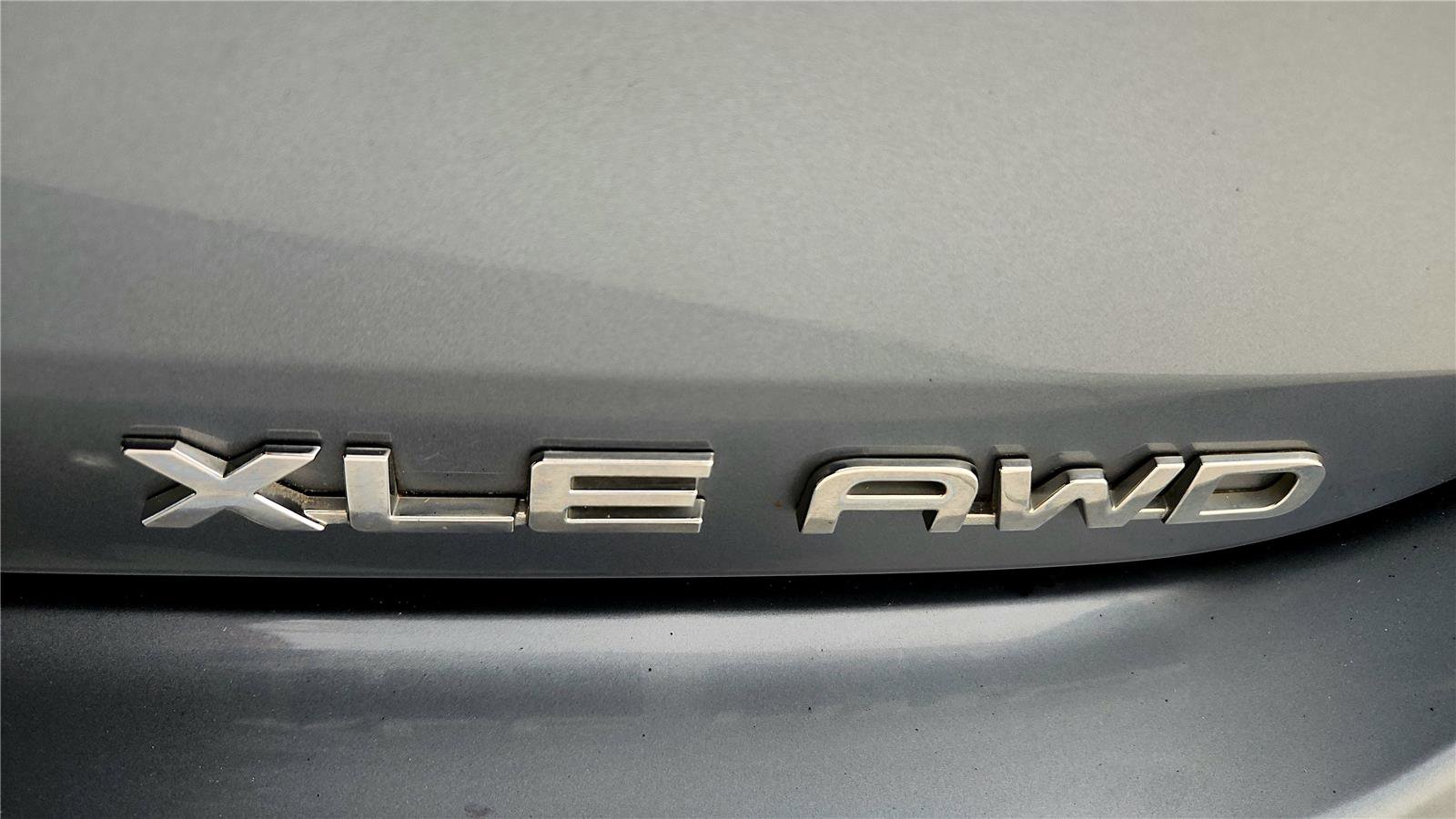 Certified 2020 Toyota Highlander XLE image 26