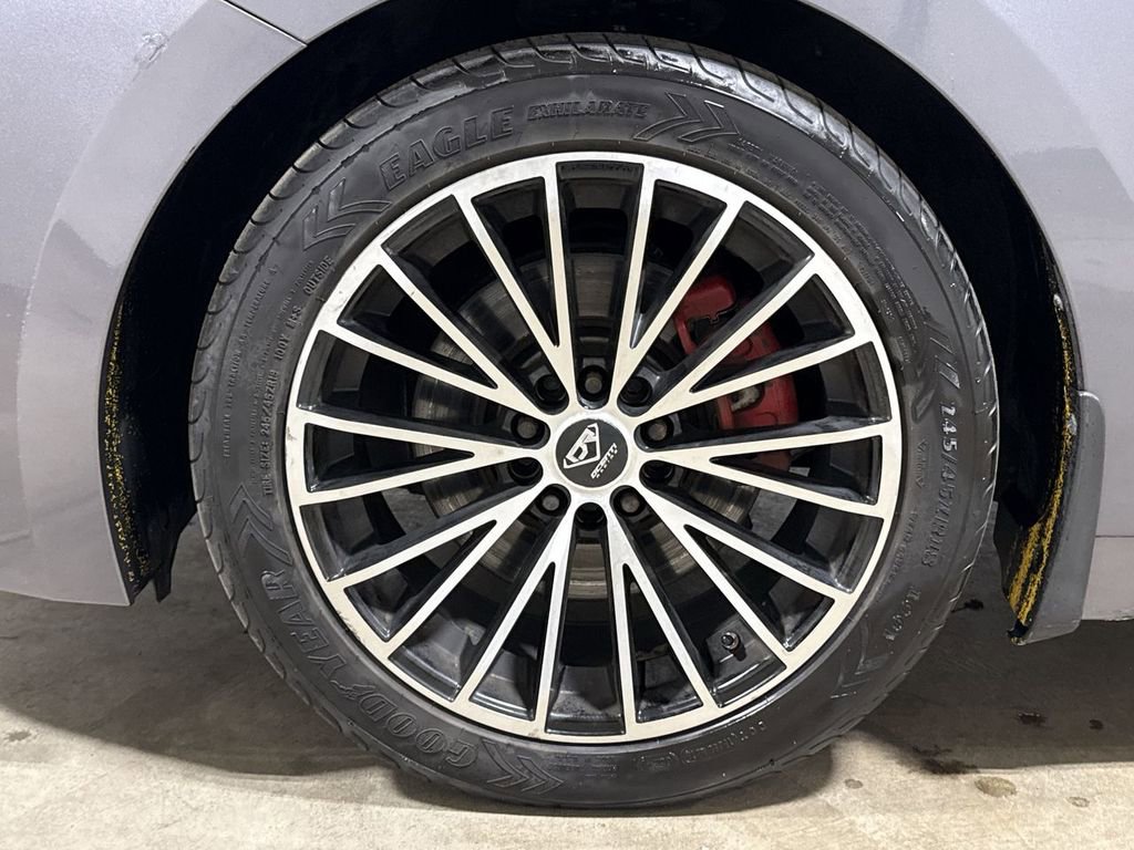 Used 2013 Hyundai Azera image 26