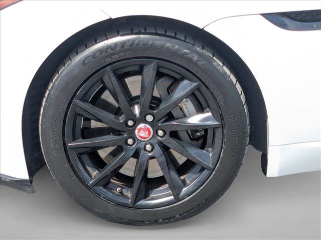 Used 2018 Jaguar F-TYPE Coupe image 22