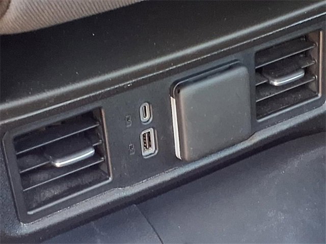 Used 2025 Chevrolet Silverado 2500 LT image 20