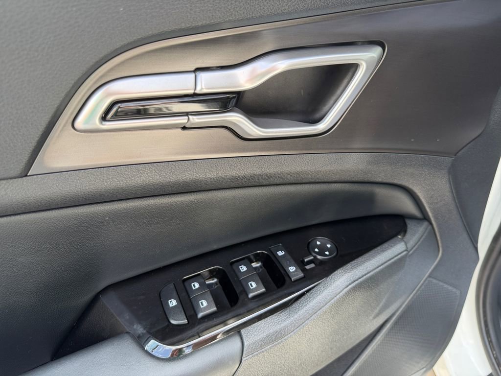 Certified 2023 Kia Sportage EX AWD/4WD image 11