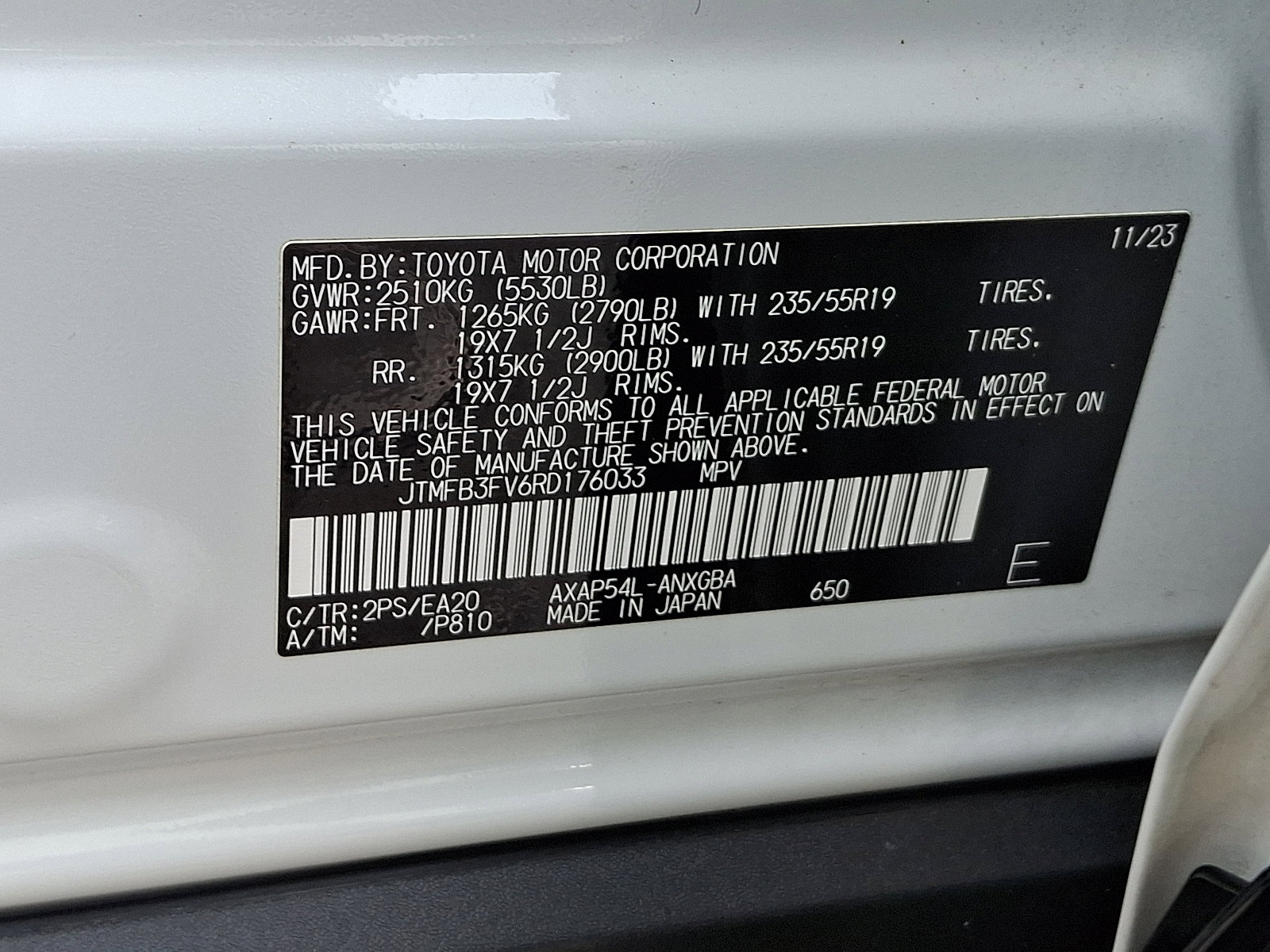 Used 2024 Toyota RAV4 XSE w/ Premium Package image 30