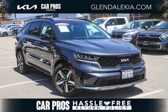 Certified 2023 Kia Sorento S w/ Panoramic Sunroof Package FWD image 1