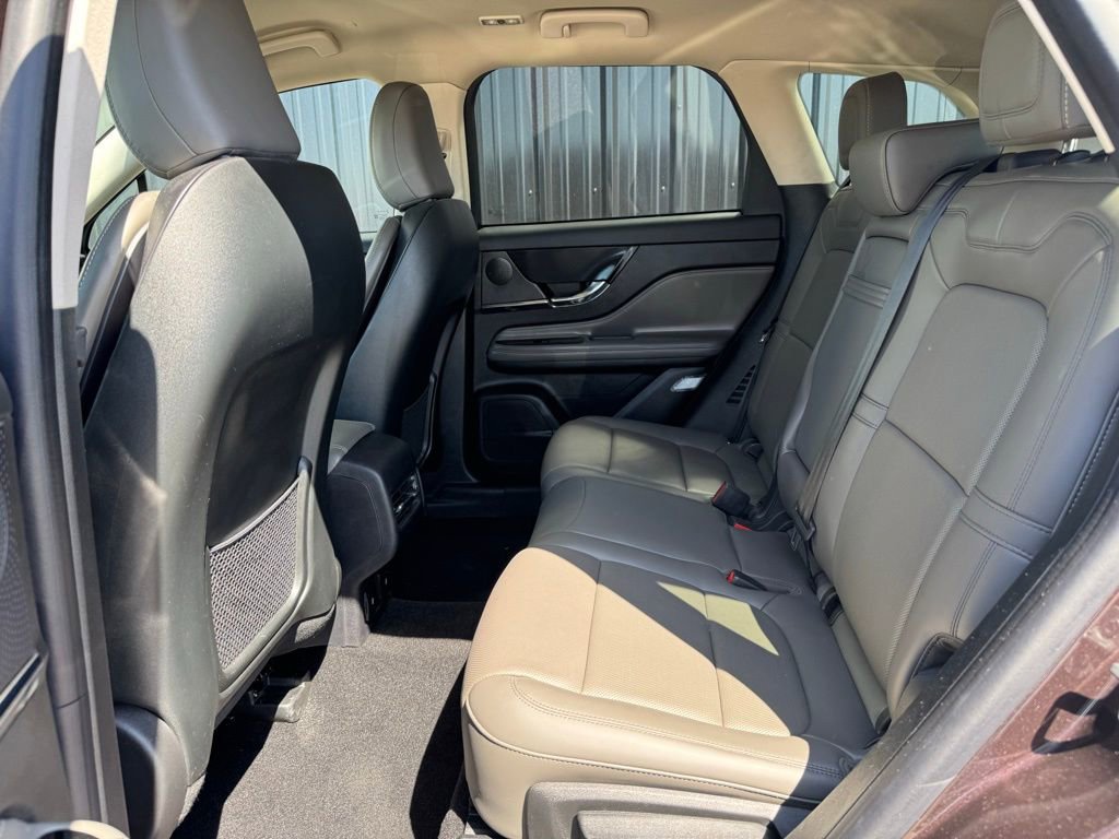 Used 2023 Lincoln Corsair Reserve w/ Equipment Group 201A image 21