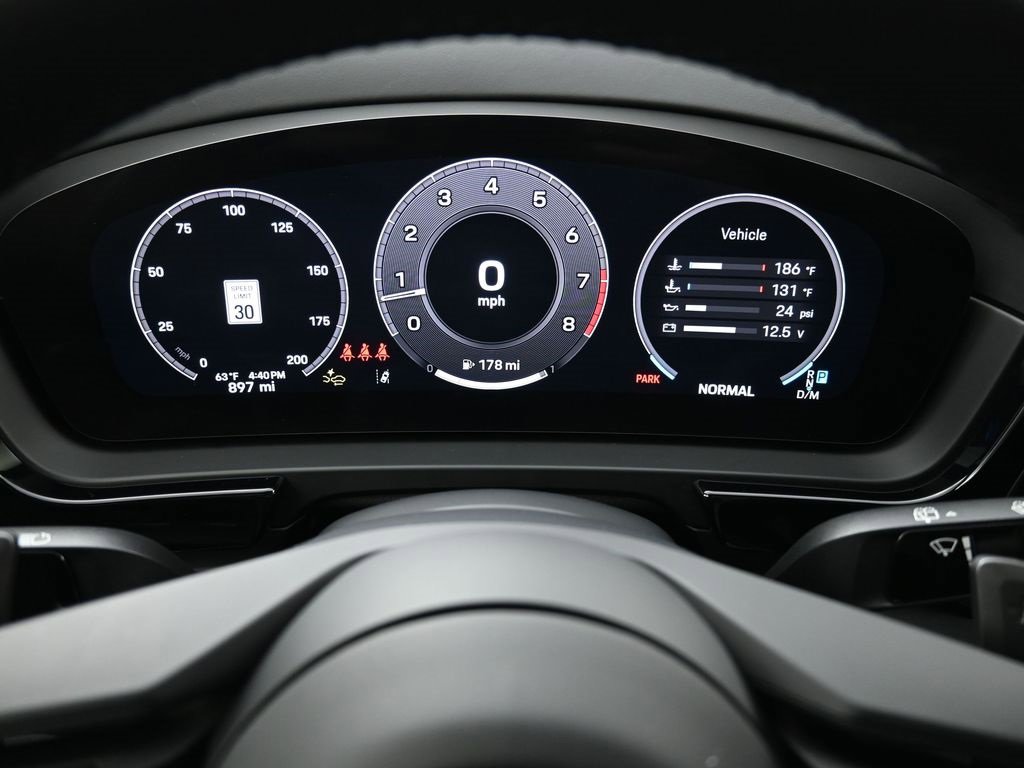 Used 2025 Porsche Cayenne S image 12