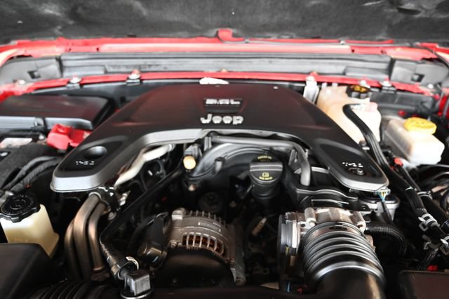 Used 2018 Jeep Wrangler Unlimited Rubicon AWD/4WD image 32