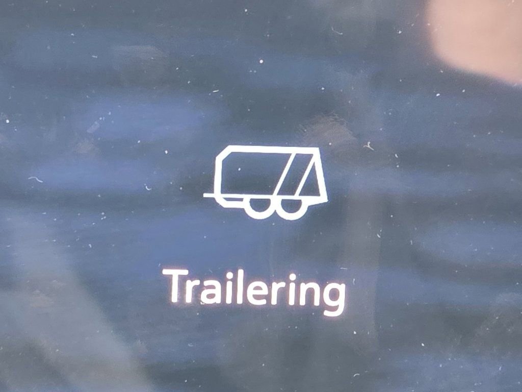 Used 2024 Chevrolet Traverse RS w/ LPO, Floor Liner Package AWD/4WD image 7