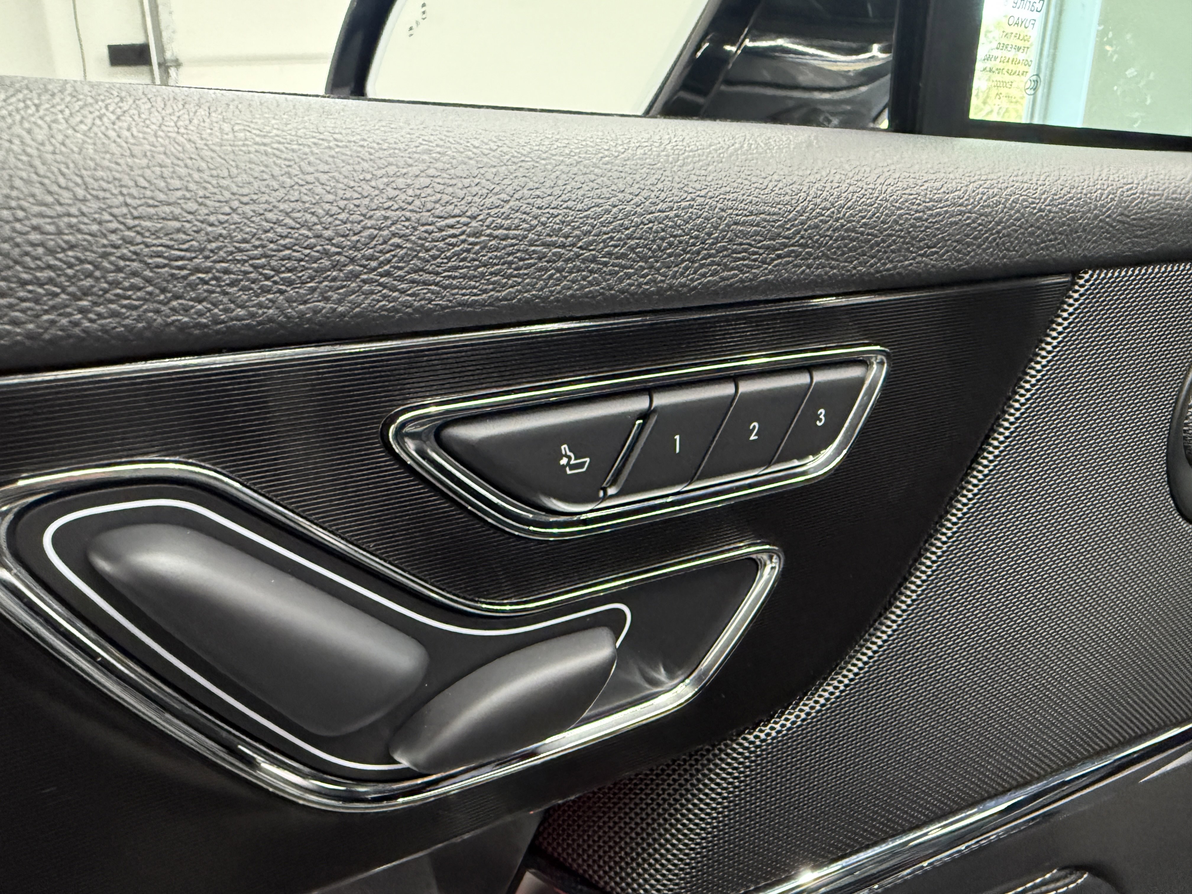 Used 2021 Lincoln Corsair Reserve w/ Elements Package image 11