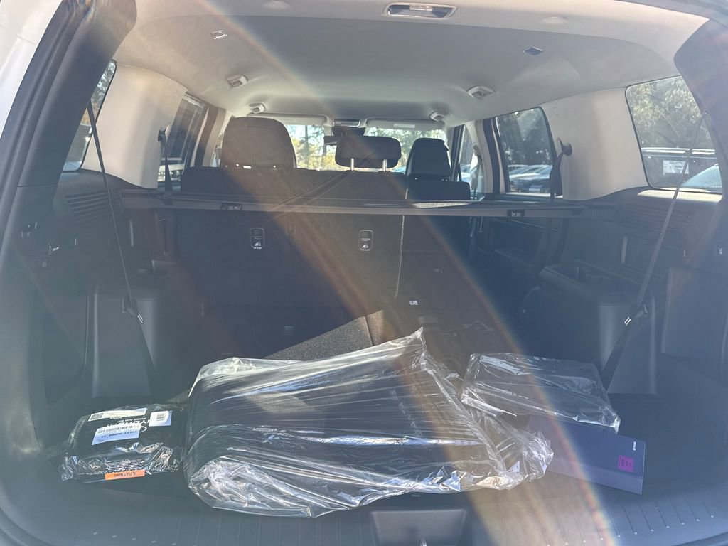 New 2026 Hyundai Santa Fe SE image 13