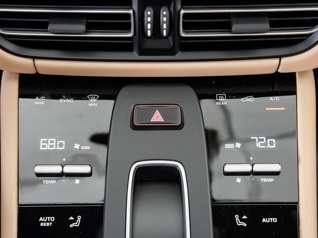 Certified 2025 Porsche Macan image 19