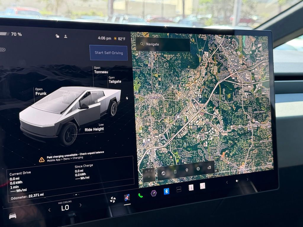 Used 2025 Tesla Cybertruck AWD Crew Cab image 19