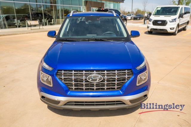 Used 2025 Hyundai Venue SEL FWD image 8
