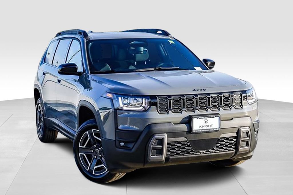 New 2026 Jeep Cherokee Laredo AWD/4WD image 2