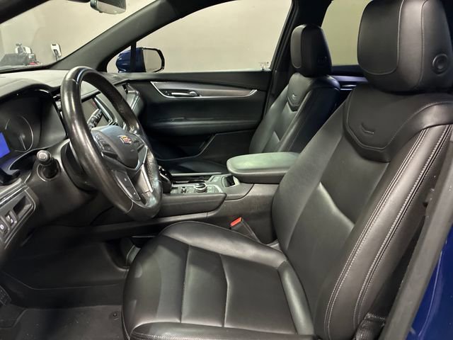 Certified 2023 Cadillac XT5 Luxury FWD image 9