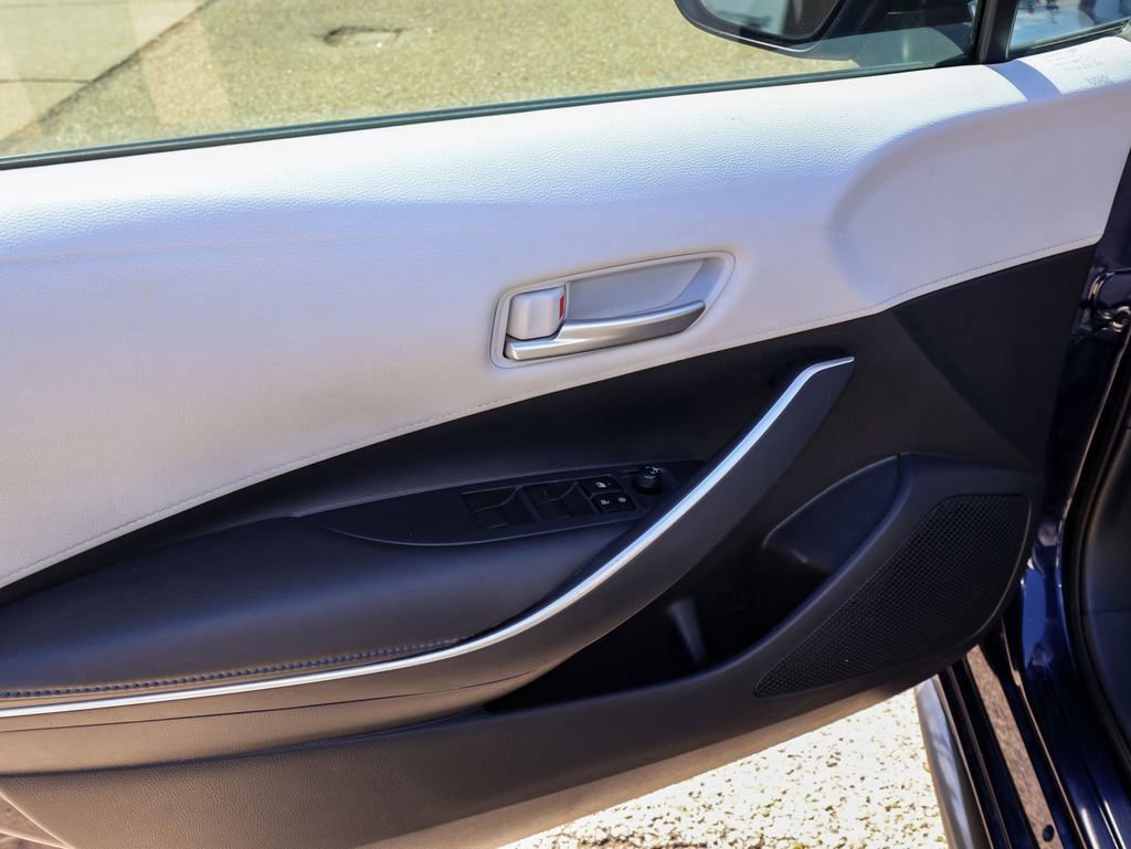 Used 2020 Toyota Corolla SE image 13