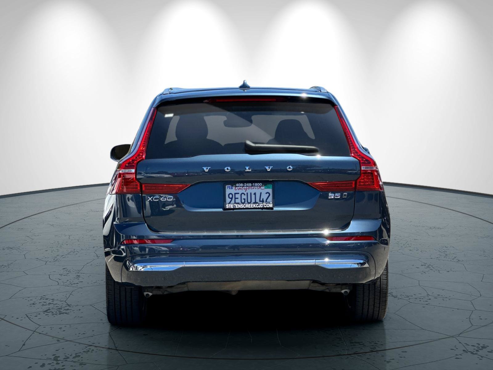 Used 2022 Volvo XC60 B5 Inscription w/ Advanced Package AWD/4WD image 5