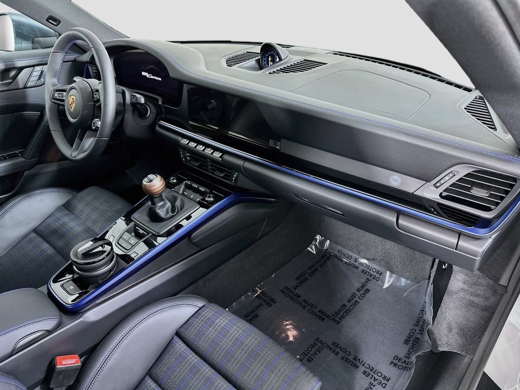 New 2026 Porsche 911 Carrera T RWD image 28