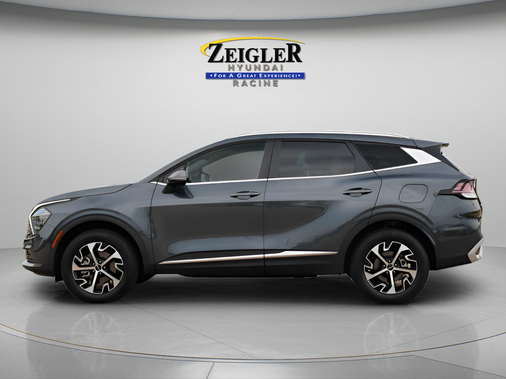 Used 2024 Kia Sportage EX AWD/4WD image 4