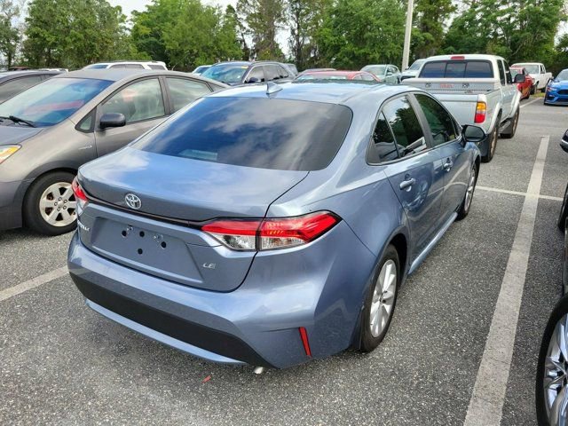 Used 2021 Toyota Corolla LE w/ LE Convenience Package FWD image 4