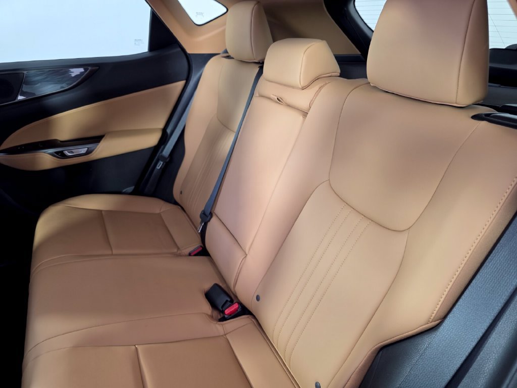Used 2023 Lexus NX 350 AWD image 16