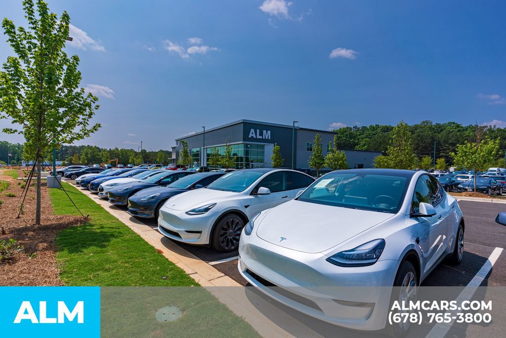 Used 2024 GMC Sierra 3500 Denali w/ Denali Reserve Package image 49