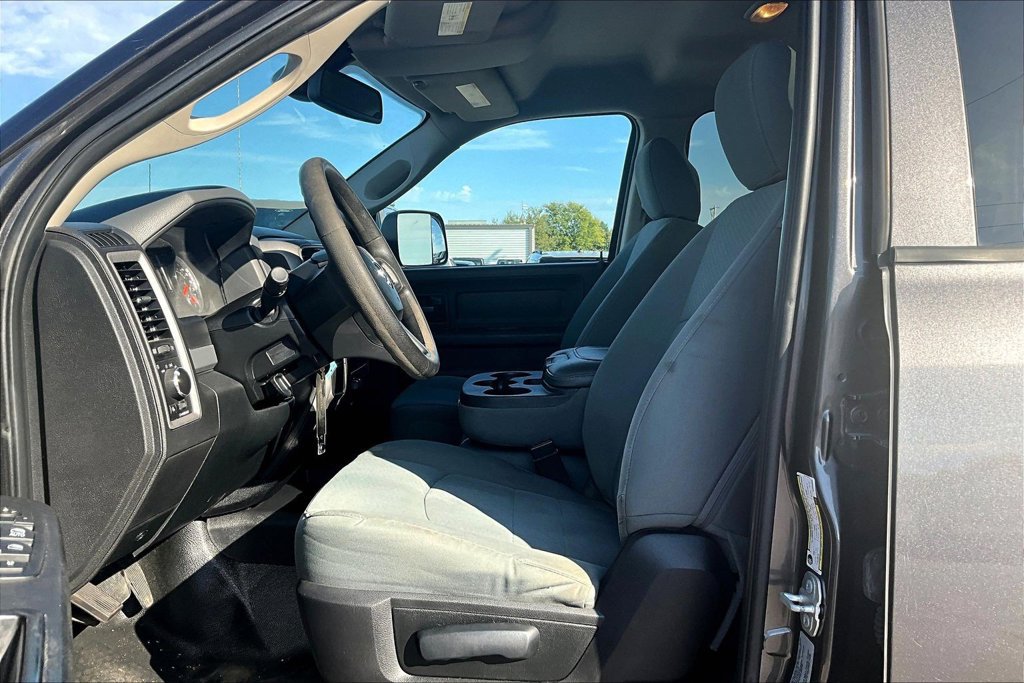 Used 2016 RAM 2500 Tradesman w/ Chrome Appearance Group AWD/4WD image 27