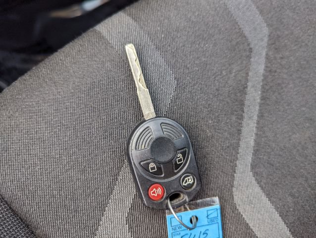 Used 2018 Ford Transit Connect XLT image 24