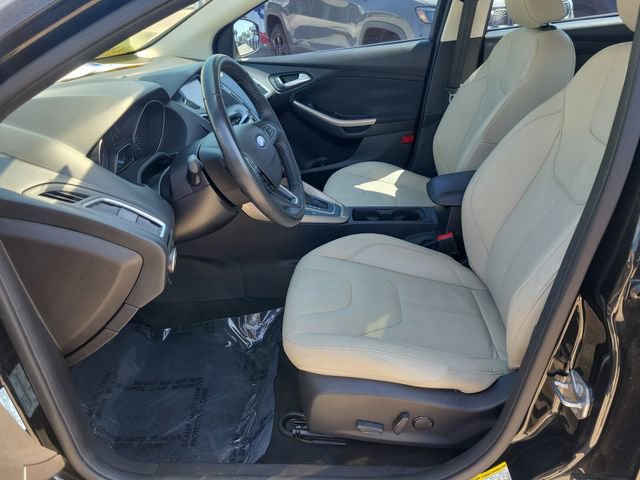 Used 2015 Ford Focus Titanium image 14