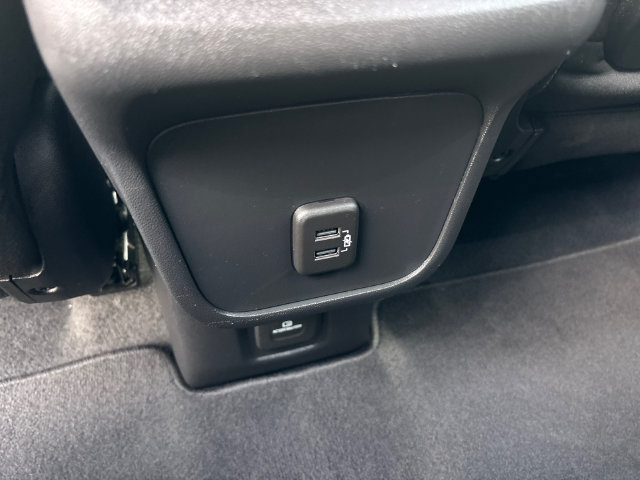Used 2020 GMC Terrain SLE w/ Driver Convenience Package FWD image 13