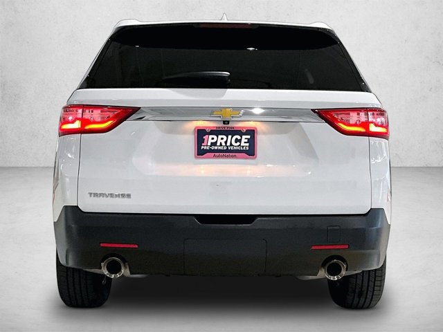 Used 2021 Chevrolet Traverse LS FWD image 4