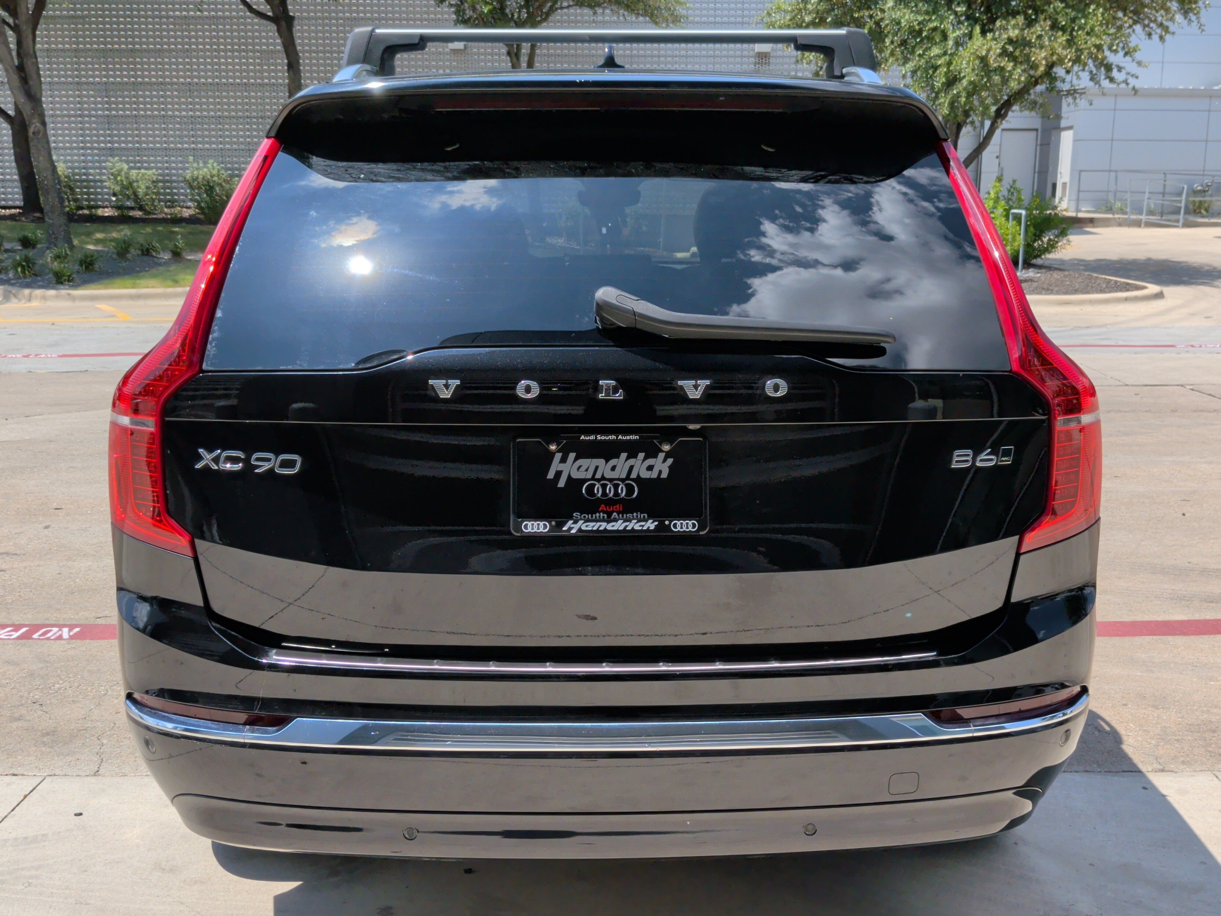 Used 2023 Volvo XC90 B6 Ultimate w/ Lounge Package AWD/4WD image 9