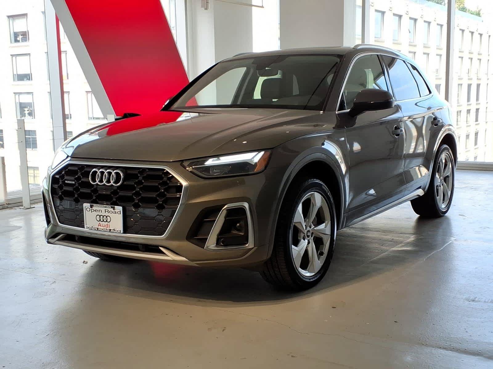 Used 2023 Audi Q5 2.0T Premium Plus w/ Premium Plus Package AWD/4WD image 1