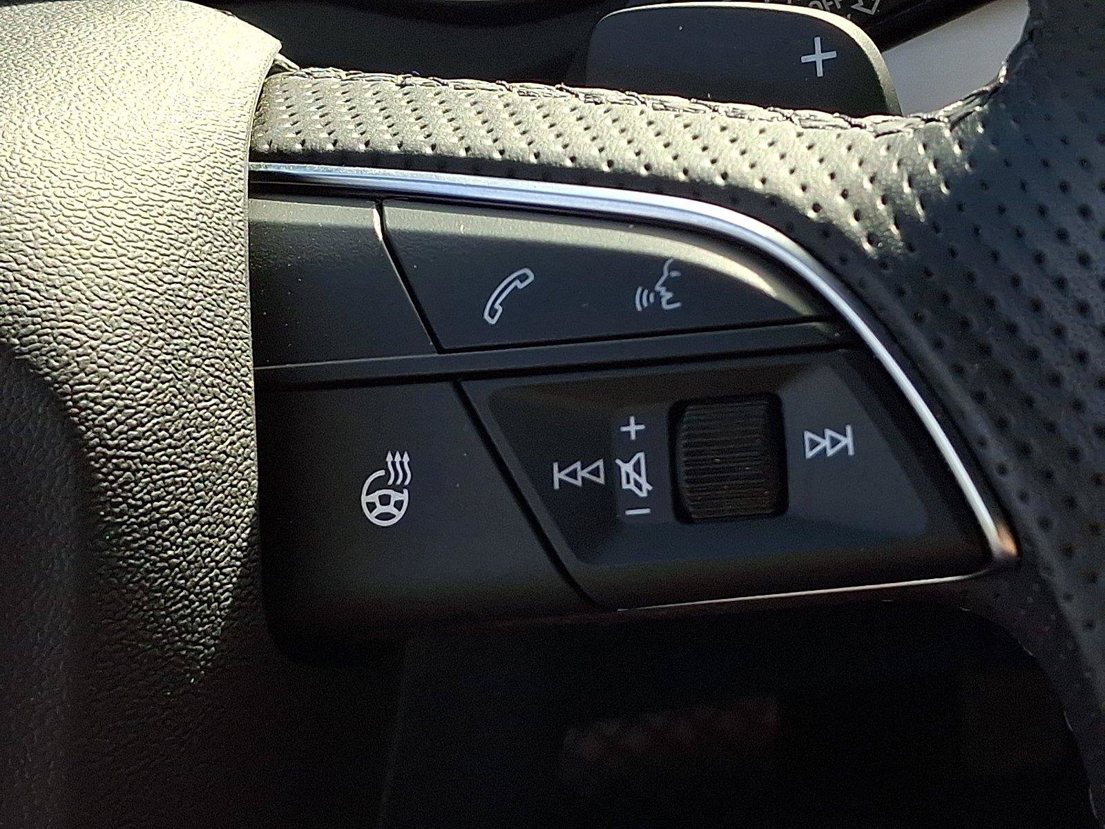 Used 2024 Audi Q5 e Prestige AWD/4WD image 23