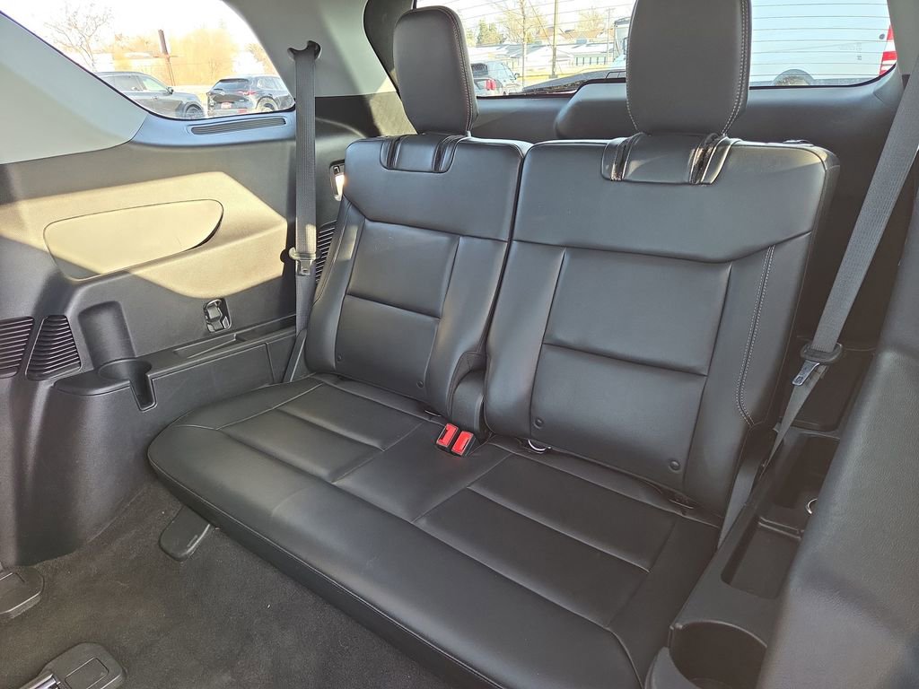 Used 2022 Ford Explorer XLT w/ Equipment Group 202A image 31