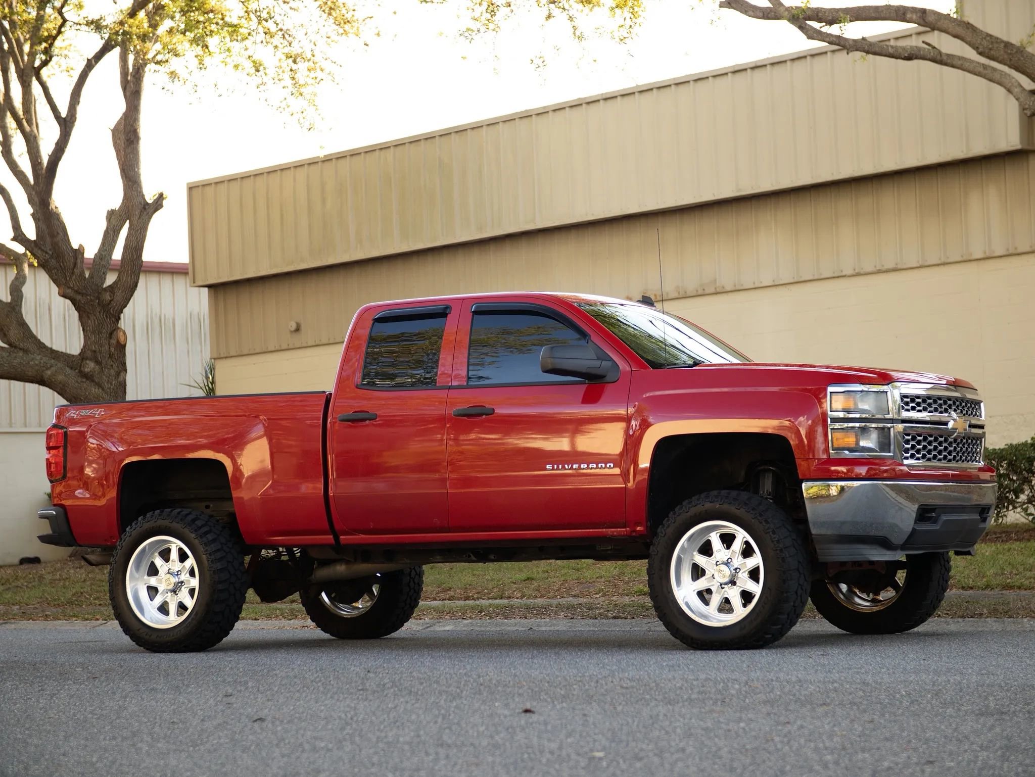 Used 2014 Chevrolet Silverado 1500 LT image 8