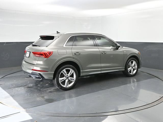 Used 2022 Audi Q3 2.0T Premium AWD/4WD image 15