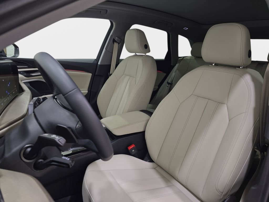 Used 2025 Audi Q5 Premium Plus image 16