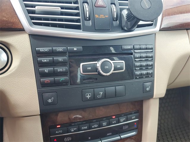 Used 2013 Mercedes-Benz E 350 4MATIC Sedan image 28