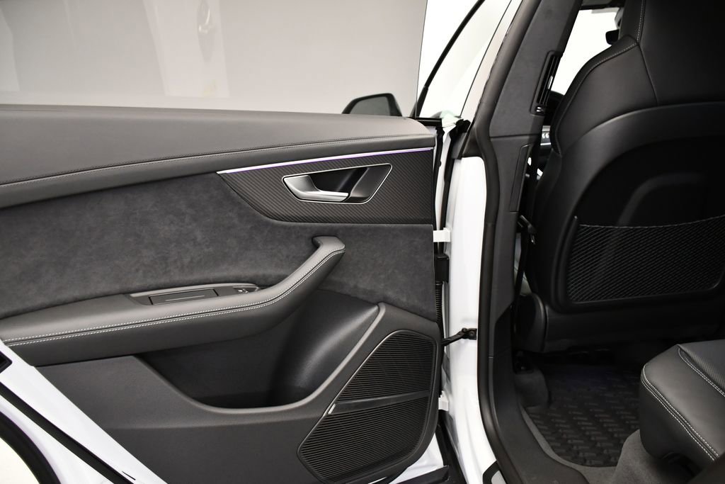 New 2026 Audi SQ8 Prestige image 37