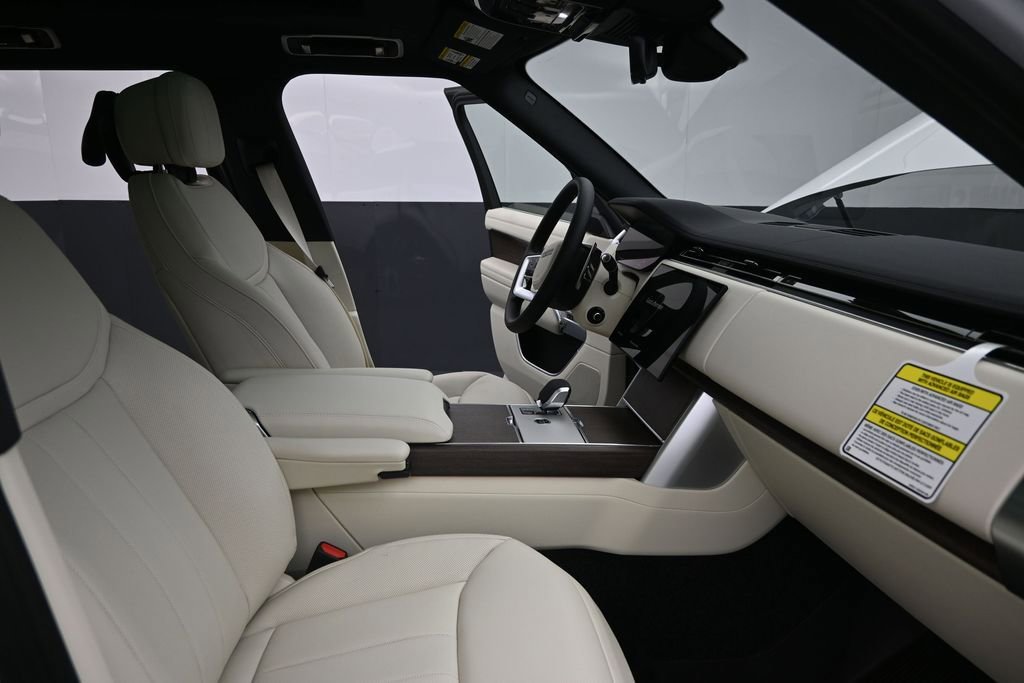 New 2026 Land Rover Range Rover SE AWD/4WD image 11