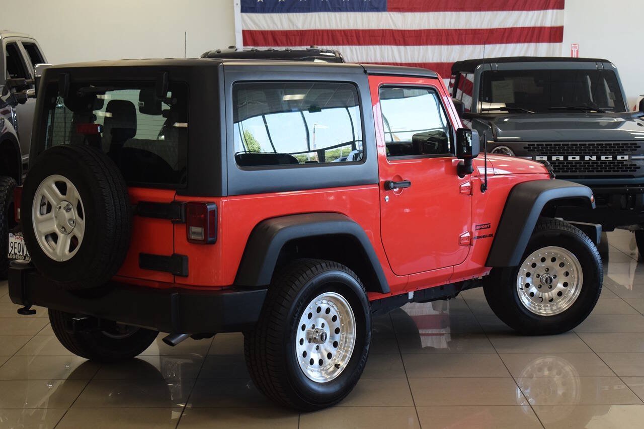 Used 2013 Jeep Wrangler Sport AWD/4WD image 7