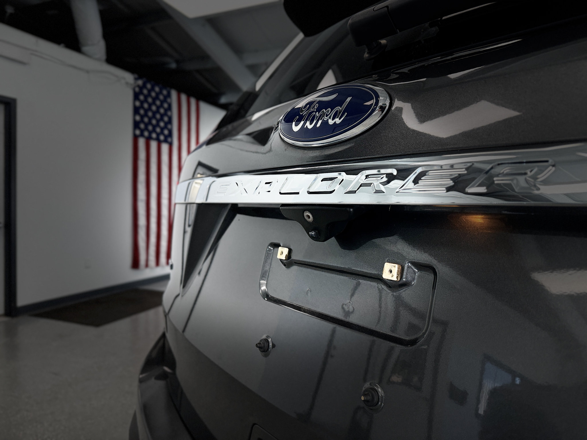 Used 2016 Ford Explorer XLT w/ Equipment Group 202A AWD/4WD image 24